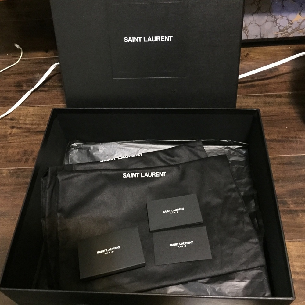 (SOLD) 💖 YSL Lou Ankle Boot size 39 - Picture 10 of 13